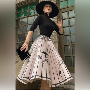 le palais vintage Birds Print Stripes A-Line Midi Skirt